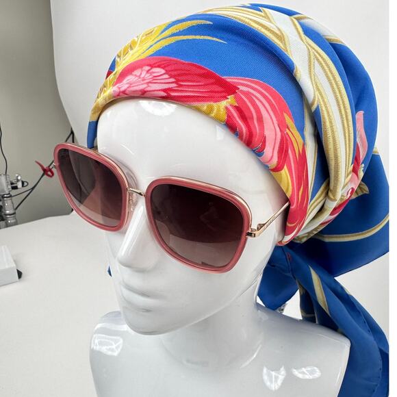 DIFF NWOT Pink & Gold Genevive Oversized Sunglasses With Case - Picture 2 of 15